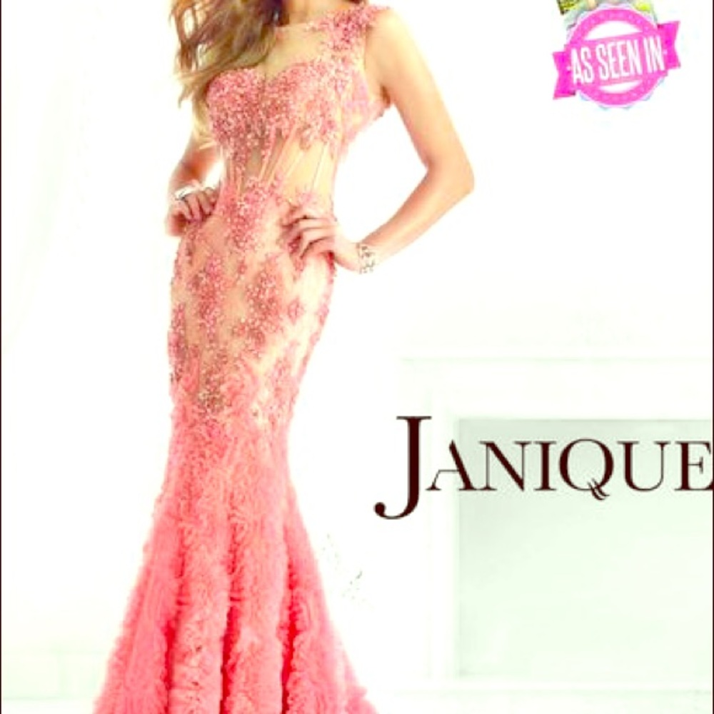 Janique Prom dress
